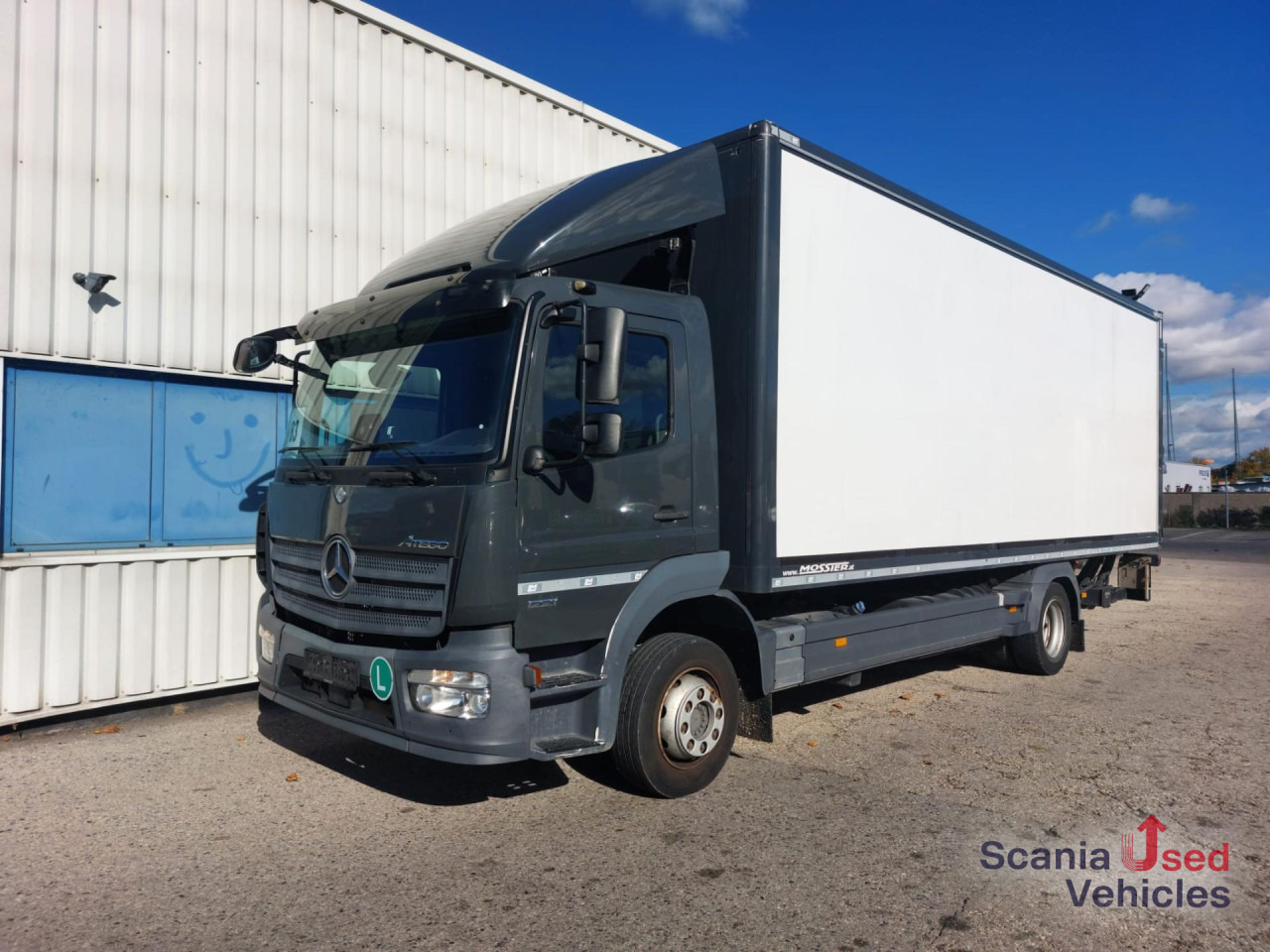 MERCEDES-BENZ Atego 1221 L Koffer Ladebordwand - Kapalı kasa kamyon: fotoğraf 1 MERCEDES-BENZ Atego 1221 L Koffer Ladebordwand - Kapalı kasa kamyon: fotoğraf 1