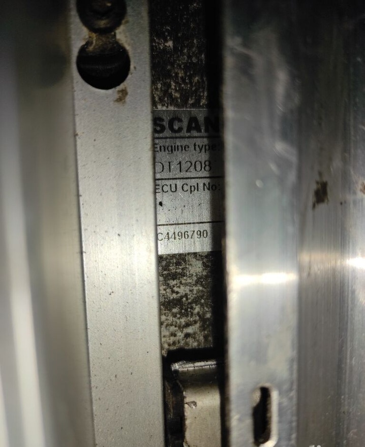 Scania DT1208 Scania truck - Yönetim bloku - Kamyon: fotoğraf 2 Scania DT1208 Scania truck - Yönetim bloku - Kamyon: fotoğraf 2