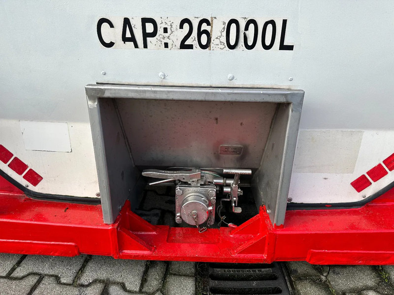 Depolama tankı nakliyatı için yakıt SINGAMAS 20FT ISO, 26.000L/1-COMP/3 BAFFELS/3 manholes, ADR inspectio valid till: 07/2025: fotoğraf 8
