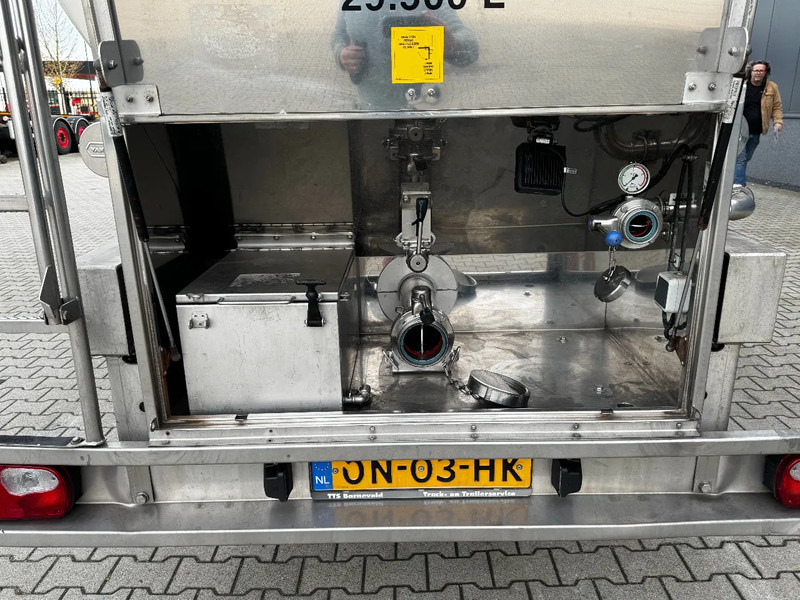 Van Hool LEVENSMIDDEL / RVS Rahmen / Leergewicht: 5.860kg / 29.500L / 1-Kammer+ 1 Schwallwand / Scheibebremse / NL / APK 03-2026 - Tanker dorse: fotoğraf 5 Van Hool LEVENSMIDDEL / RVS Rahmen / Leergewicht: 5.860kg / 29.500L / 1-Kammer+ 1 Schwallwand / Scheibebremse / NL / APK 03-2026 - Tanker dorse: fotoğraf 5