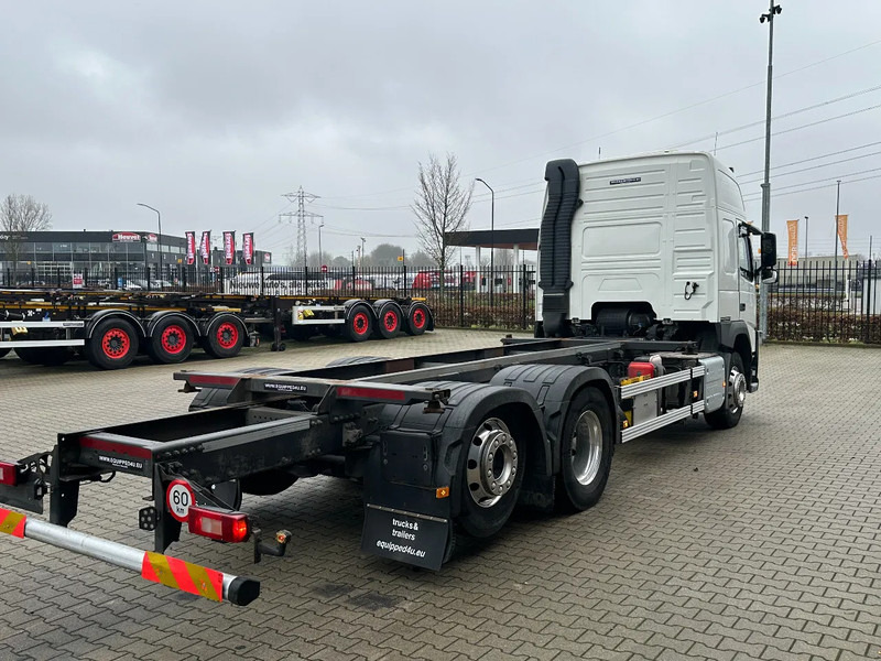 Volvo FM 380 Globetrotter 6x2, ADR (FL, AT, OX), LIFT/STEER, 636.183km - Şasi kamyon: fotoğraf 5 Volvo FM 380 Globetrotter 6x2, ADR (FL, AT, OX), LIFT/STEER, 636.183km - Şasi kamyon: fotoğraf 5