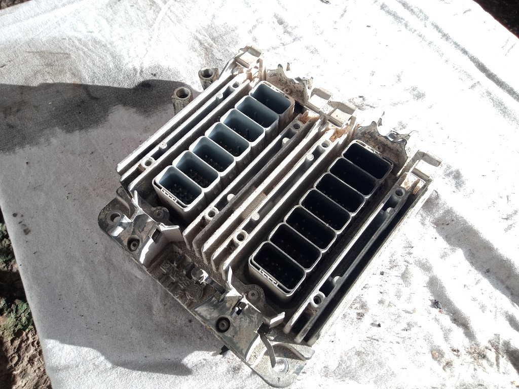 EDC Scania R440 DC1305 2023093 - Yönetim bloku - Kamyon: fotoğraf 2 EDC Scania R440 DC1305 2023093 - Yönetim bloku - Kamyon: fotoğraf 2