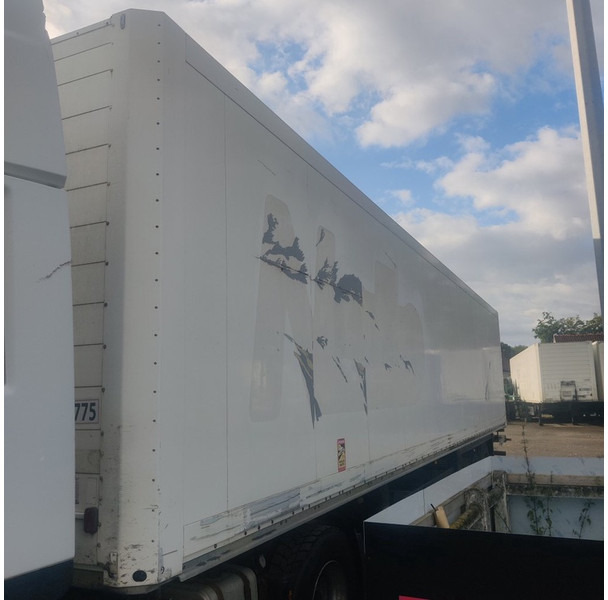 Schmitz Cargobull SKI 24 - Kapalı karoser dorse: fotoğraf 3 Schmitz Cargobull SKI 24 - Kapalı karoser dorse: fotoğraf 3