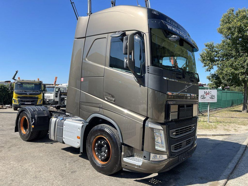 Volvo FH 460 LNG GAS ADR - ACC - Dynamic Steering - I-park Cool - Lane Keeping Support - collision warning - leather - ... BE Truck - Çekici: fotoğraf 1 Volvo FH 460 LNG GAS ADR - ACC - Dynamic Steering - I-park Cool - Lane Keeping Support - collision warning - leather - ... BE Truck - Çekici: fotoğraf 1