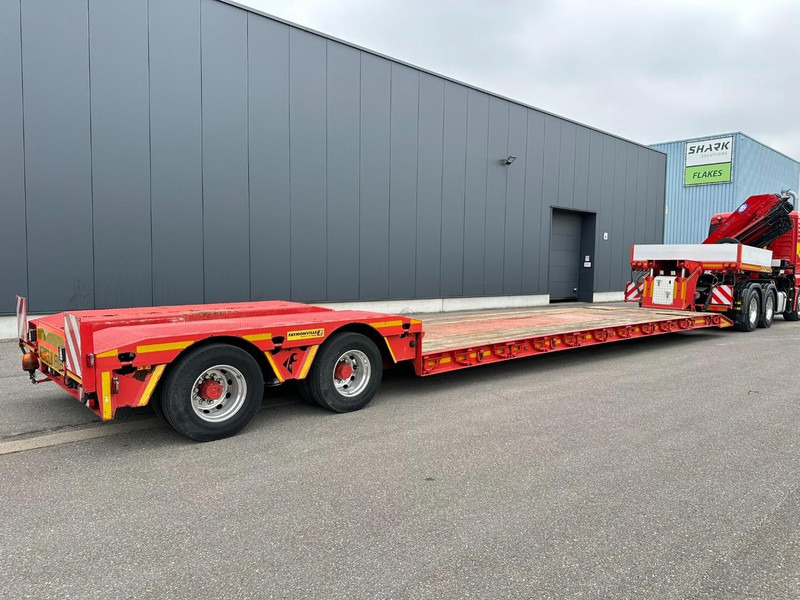 Faymonville 47.5T STBZ-2VA 8m (+5m50) LOWBED - TIEFBETT / REMOVABLE NECK - ABNEHMBARE SCHWANENHALS - HYDR STEERING AXLES / LENKACHSEN - SAF - Alçak çerçeveli platform dorse: fotoğraf 3 Faymonville 47.5T STBZ-2VA 8m (+5m50) LOWBED - TIEFBETT / REMOVABLE NECK - ABNEHMBARE SCHWANENHALS - HYDR STEERING AXLES / LENKACHSEN - SAF - Alçak çerçeveli platform dorse: fotoğraf 3