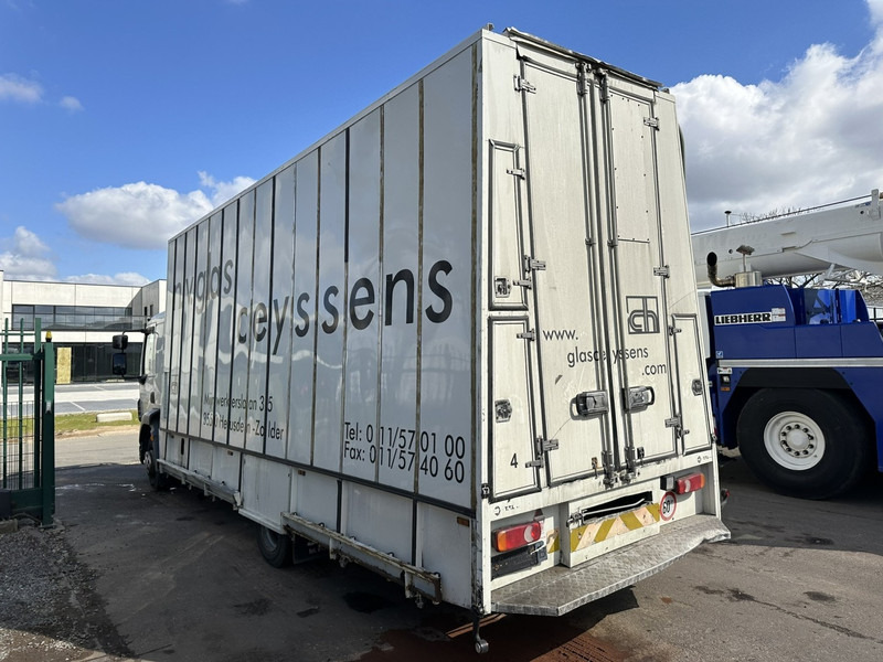 DAF LF 55.250 12T - GLASTRANSPORT / GLASRESTEEL - AIR SUSPENSION - EURO 4 - BELGIAN REGISTRATION - Kamyon: fotoğraf 5 DAF LF 55.250 12T - GLASTRANSPORT / GLASRESTEEL - AIR SUSPENSION - EURO 4 - BELGIAN REGISTRATION - Kamyon: fotoğraf 5