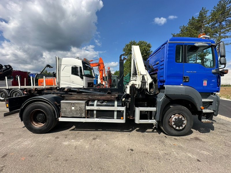 MAN TGA 18.310 4x4 HOOKLIFT + CRANE PALFINGER PK12000 - RADIO - ROTATOR - STEEL SPRING / HUB REDUCTION - MANUAL ZF - BE TRUCK - Kancalı yükleyici kamyon, Vinçli kamyon: fotoğraf 4 MAN TGA 18.310 4x4 HOOKLIFT + CRANE PALFINGER PK12000 - RADIO - ROTATOR - STEEL SPRING / HUB REDUCTION - MANUAL ZF - BE TRUCK - Kancalı yükleyici kamyon, Vinçli kamyon: fotoğraf 4