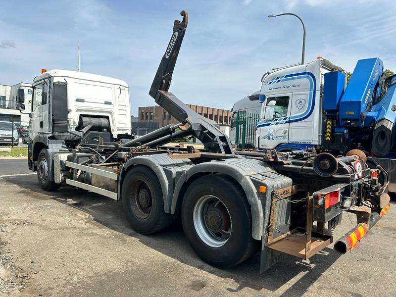 MAN TGA 33.360 6x4 HOOKLIFT - MANUAL ZF - BIG AXLES HUB REDUCTION / STEEL SPRING - BE TRUCK - Kancalı yükleyici kamyon: fotoğraf 5 MAN TGA 33.360 6x4 HOOKLIFT - MANUAL ZF - BIG AXLES HUB REDUCTION / STEEL SPRING - BE TRUCK - Kancalı yükleyici kamyon: fotoğraf 5