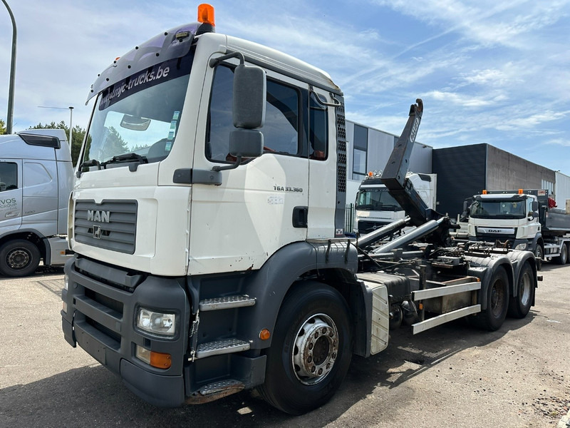 MAN TGA 33.360 6x4 HOOKLIFT - MANUAL ZF - BIG AXLES HUB REDUCTION / STEEL SPRING - BE TRUCK - Kancalı yükleyici kamyon: fotoğraf 3 MAN TGA 33.360 6x4 HOOKLIFT - MANUAL ZF - BIG AXLES HUB REDUCTION / STEEL SPRING - BE TRUCK - Kancalı yükleyici kamyon: fotoğraf 3