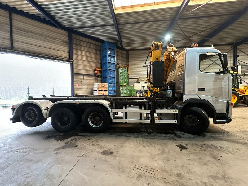 Volvo FH12-420 8x4 HOOKLIFT AJK + CRANE EFFER 250 - 3S - RADIO - TRIDEM LIFT + STEERING AXLE - I SHIFT - BE TRUCK - Kancalı yükleyici kamyon, Vinçli kamyon: fotoğraf 4 Volvo FH12-420 8x4 HOOKLIFT AJK + CRANE EFFER 250 - 3S - RADIO - TRIDEM LIFT + STEERING AXLE - I SHIFT - BE TRUCK - Kancalı yükleyici kamyon, Vinçli kamyon: fotoğraf 4