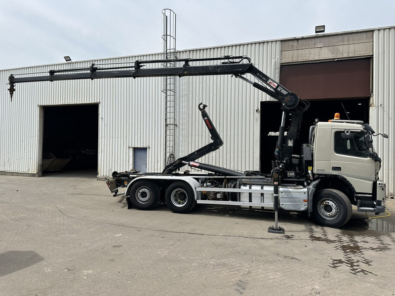 Volvo FM 370 6x2 HOOKLIFT 21T + CRANE HIAB 144 E-4 HIDUO - ENGINE / GEARBOX OK - CHASSIS OK - RUNNING + DRIVING - BE TRUCK - Kancalı yükleyici kamyon, Vinçli kamyon: fotoğraf 5 Volvo FM 370 6x2 HOOKLIFT 21T + CRANE HIAB 144 E-4 HIDUO - ENGINE / GEARBOX OK - CHASSIS OK - RUNNING + DRIVING - BE TRUCK - Kancalı yükleyici kamyon, Vinçli kamyon: fotoğraf 5
