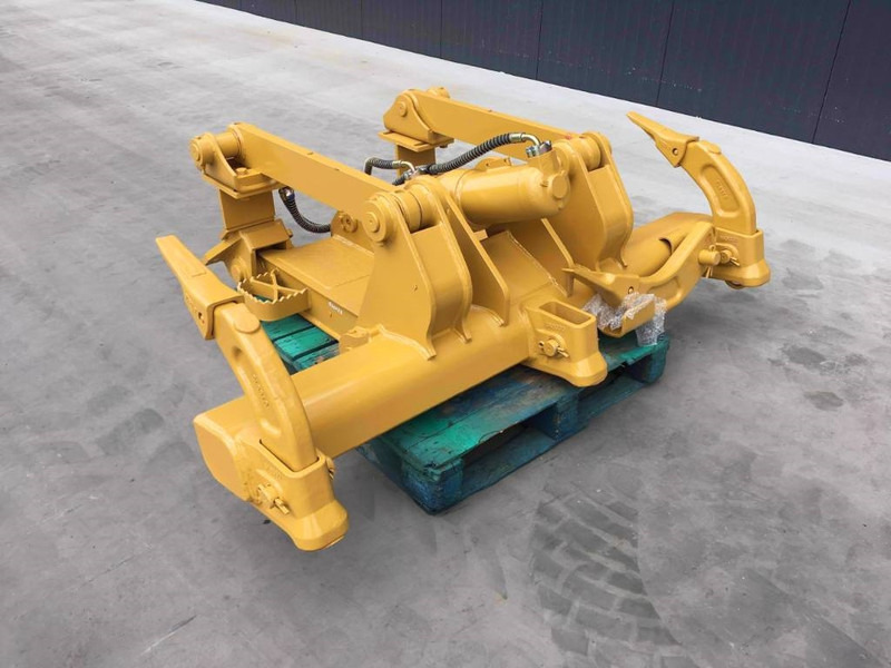 Cat D4 NG - Ataşman - İş makinaları: fotoğraf 2 Cat D4 NG - Ataşman - İş makinaları: fotoğraf 2