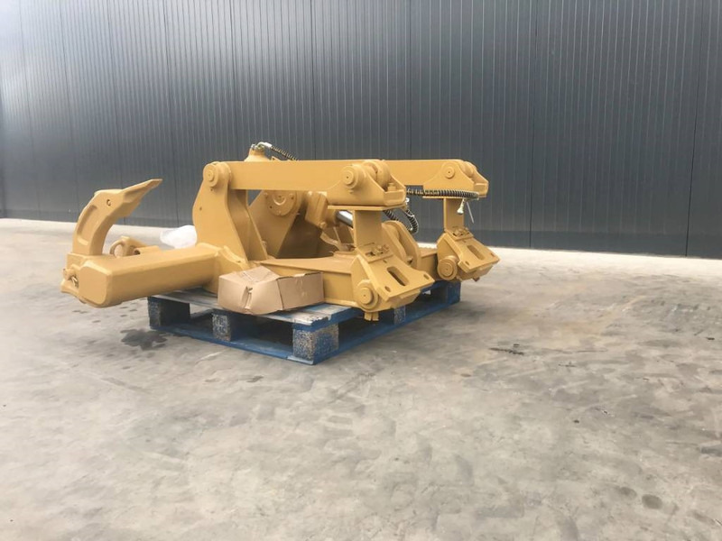 Cat D4 NG - Ataşman - İş makinaları: fotoğraf 4 Cat D4 NG - Ataşman - İş makinaları: fotoğraf 4