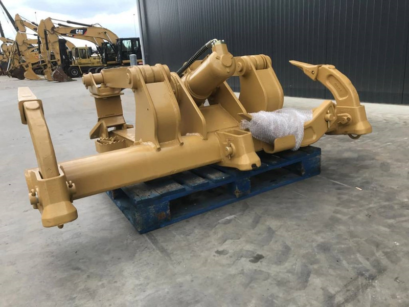 Cat D4 NG - Ataşman - İş makinaları: fotoğraf 3 Cat D4 NG - Ataşman - İş makinaları: fotoğraf 3