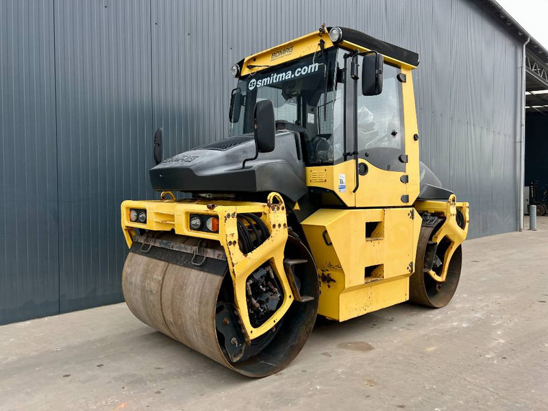 Bomag BW154AP-AM - Silindir makinesi: fotoğraf 1 Bomag BW154AP-AM - Silindir makinesi: fotoğraf 1
