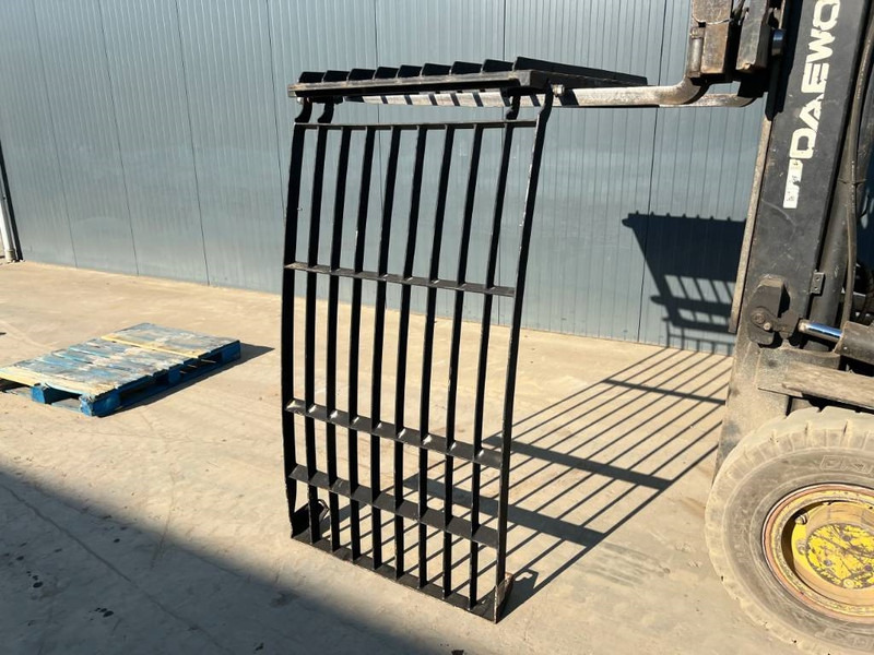 Cat 313D / M315D / 320D / 325D / 330D / 345C / 365C / - Kabin ve iç mekan - İş makinaları: fotoğraf 2 Cat 313D / M315D / 320D / 325D / 330D / 345C / 365C / - Kabin ve iç mekan - İş makinaları: fotoğraf 2