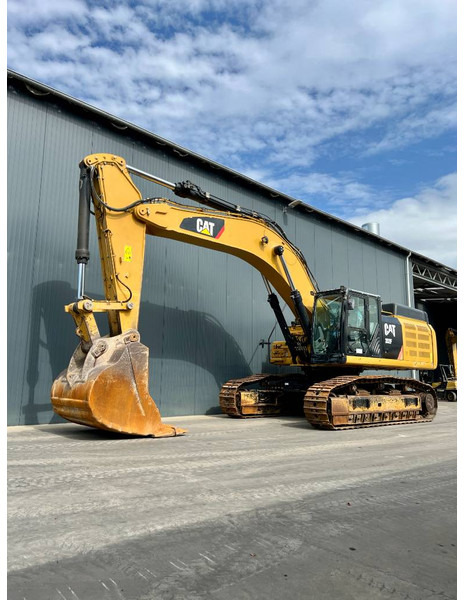 Cat 352F - Paletli ekskavatör: fotoğraf 1 Cat 352F - Paletli ekskavatör: fotoğraf 1