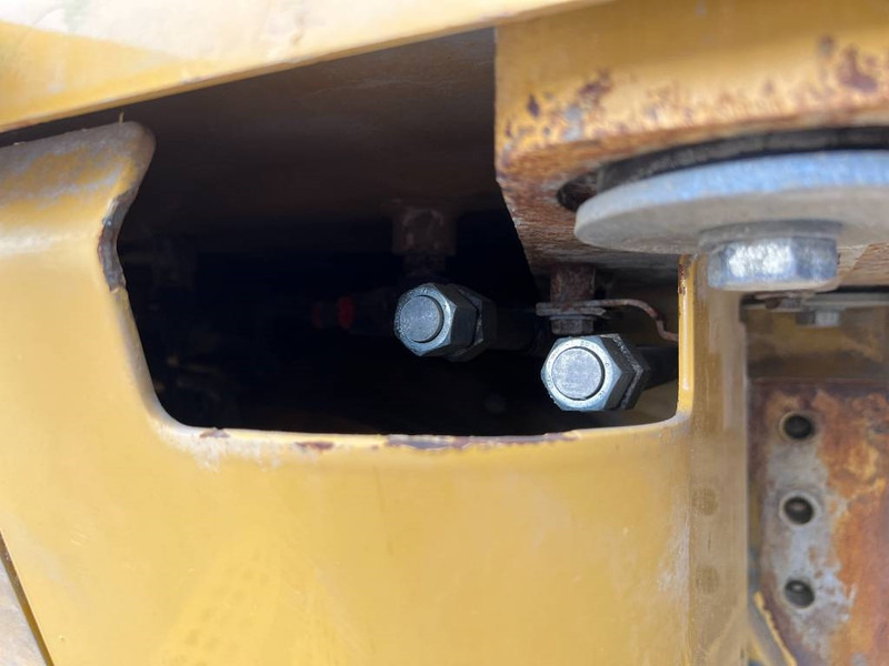 Cat D6N LGP - Buldozer: fotoğraf 5 Cat D6N LGP - Buldozer: fotoğraf 5