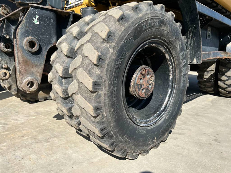 Tekerlekli ekskavatör Cat M316C: fotoğraf 17