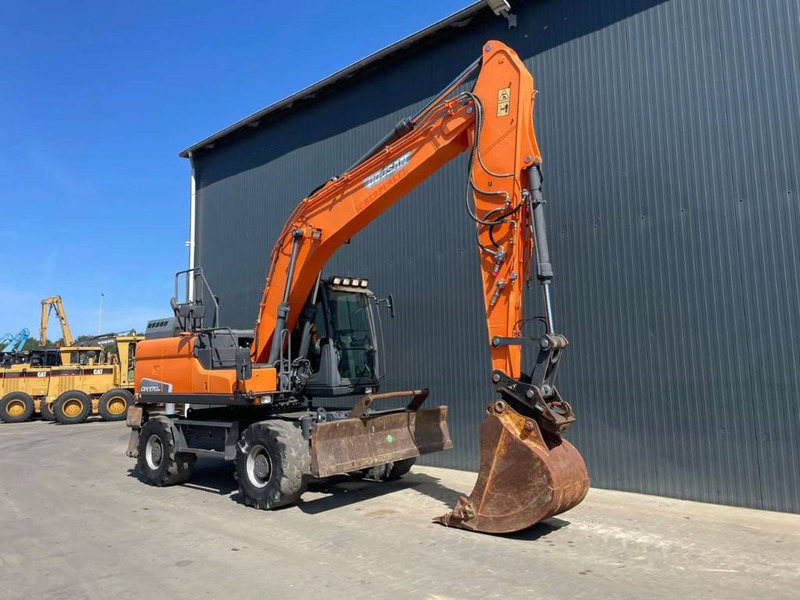 Doosan DX170W-5 - Tekerlekli ekskavatör: fotoğraf 3 Doosan DX170W-5 - Tekerlekli ekskavatör: fotoğraf 3