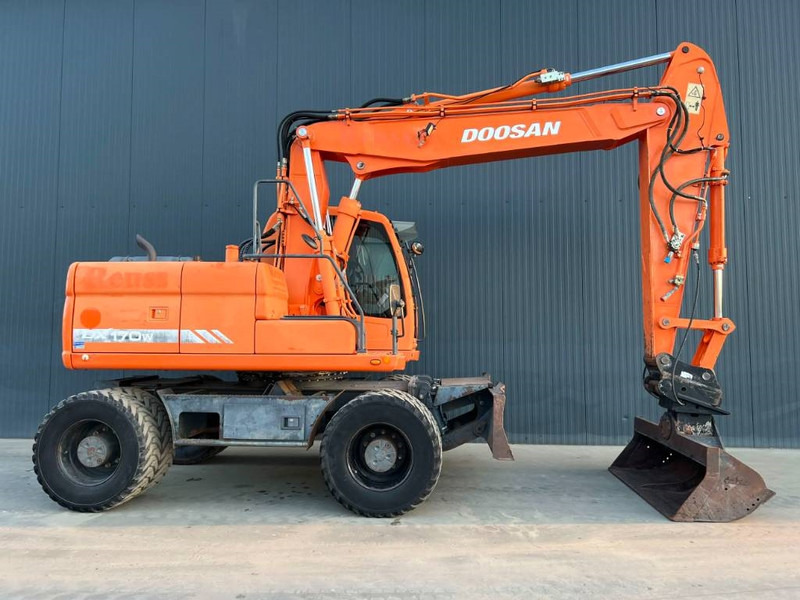 Doosan DX170W - Tekerlekli ekskavatör: fotoğraf 4 Doosan DX170W - Tekerlekli ekskavatör: fotoğraf 4