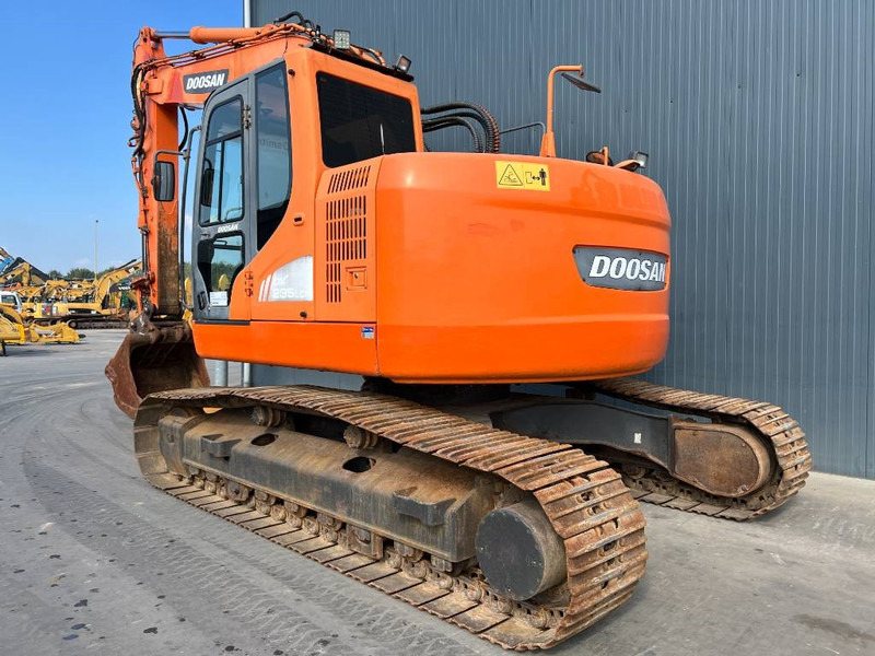 Doosan DX235LCR - Paletli ekskavatör: fotoğraf 3 Doosan DX235LCR - Paletli ekskavatör: fotoğraf 3