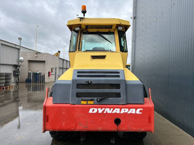 Dynapac CA302D - Silindir makinesi: fotoğraf 4 Dynapac CA302D - Silindir makinesi: fotoğraf 4