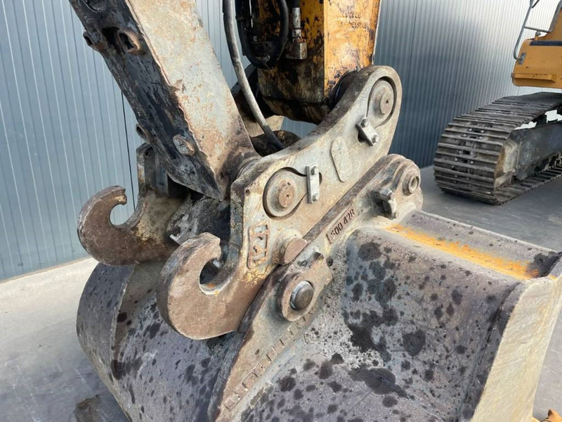 Paletli ekskavatör Liebherr R922 SLC: fotoğraf 12 Paletli ekskavatör Liebherr R922 SLC: fotoğraf 12