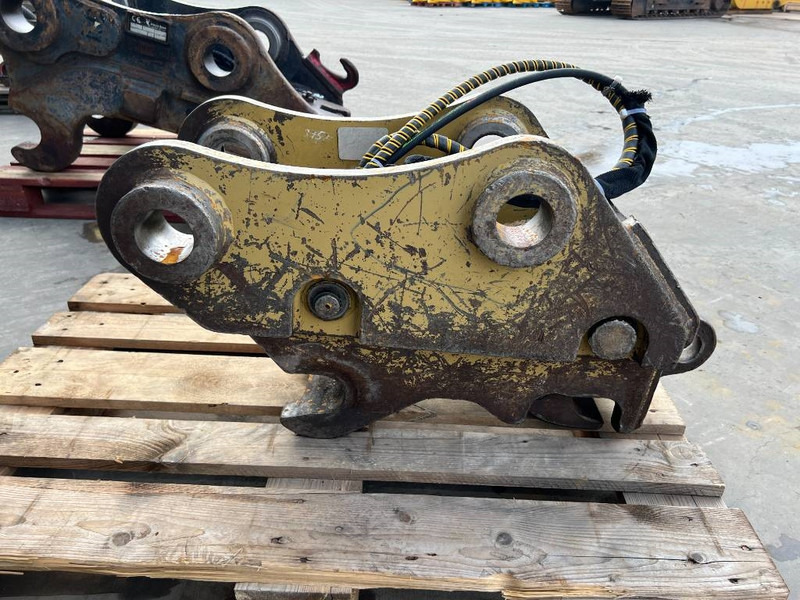 Miller Caterpillar 311D / 312D / 312E / 313F / 314D / 314 - Çabuk bağlantı - İş makinaları: fotoğraf 4 Miller Caterpillar 311D / 312D / 312E / 313F / 314D / 314 - Çabuk bağlantı - İş makinaları: fotoğraf 4