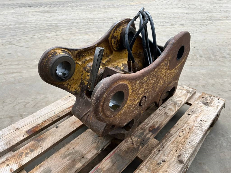 Miller Caterpillar 311D / 312D / 312E / 313F / 314D / 314 - Çabuk bağlantı - İş makinaları: fotoğraf 5 Miller Caterpillar 311D / 312D / 312E / 313F / 314D / 314 - Çabuk bağlantı - İş makinaları: fotoğraf 5