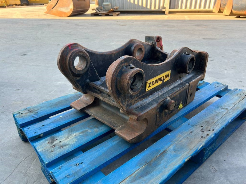 OilQuick OQ65 - 311F / 313F / 315F - Çabuk bağlantı - İş makinaları: fotoğraf 4 OilQuick OQ65 - 311F / 313F / 315F - Çabuk bağlantı - İş makinaları: fotoğraf 4