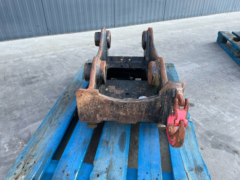 OilQuick OQ65 - 311F / 313F / 315F - Çabuk bağlantı - İş makinaları: fotoğraf 2 OilQuick OQ65 - 311F / 313F / 315F - Çabuk bağlantı - İş makinaları: fotoğraf 2