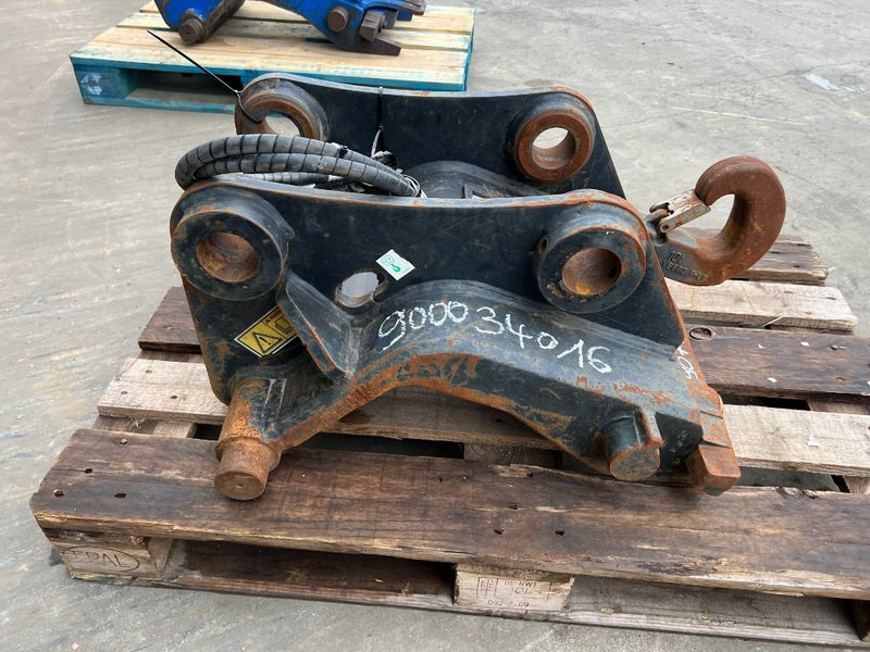 Verachtert CW20 - 312 / 311F / 313F / 315F - Çabuk bağlantı - İş makinaları: fotoğraf 4 Verachtert CW20 - 312 / 311F / 313F / 315F - Çabuk bağlantı - İş makinaları: fotoğraf 4