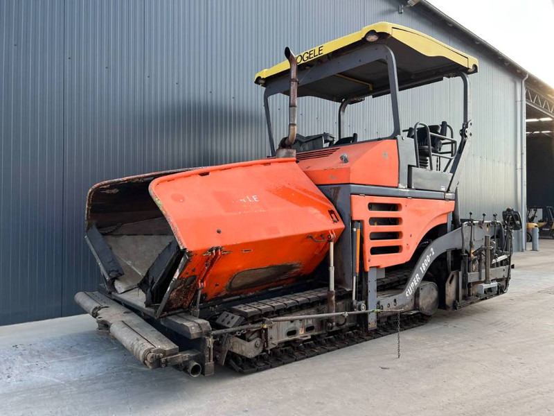 Vögele SUPER 1800-2 - Asfalt serici: fotoğraf 1 Vögele SUPER 1800-2 - Asfalt serici: fotoğraf 1