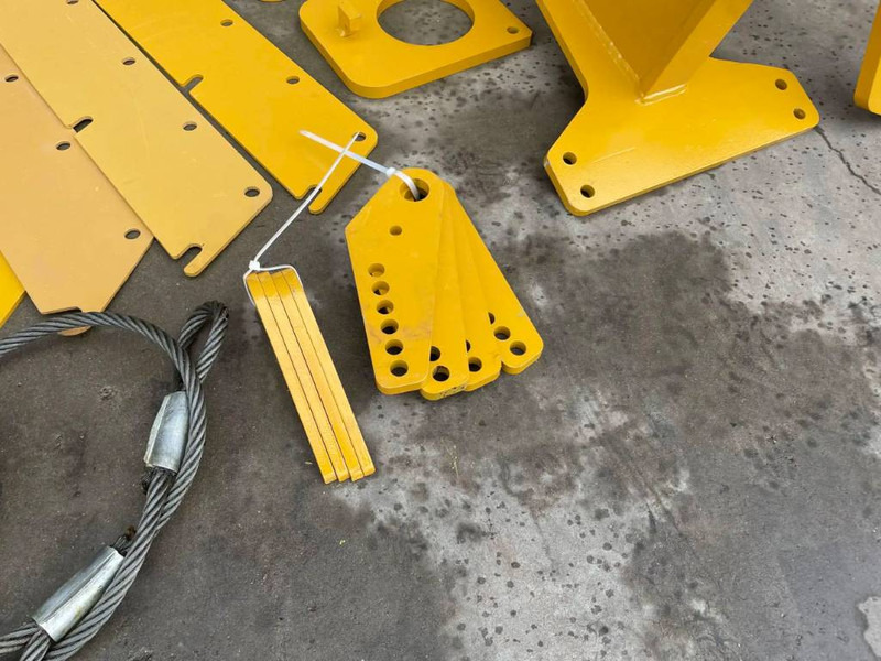 Volvo A25G - Hidrolik kapak - İş makinaları: fotoğraf 3 Volvo A25G - Hidrolik kapak - İş makinaları: fotoğraf 3
