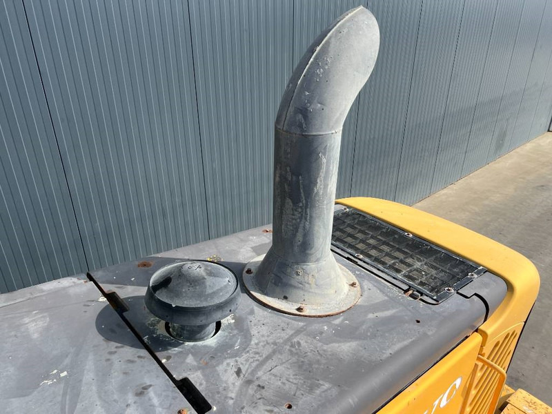 Volvo L60E - Tekerlekli yükleyici: fotoğraf 5 Volvo L60E - Tekerlekli yükleyici: fotoğraf 5