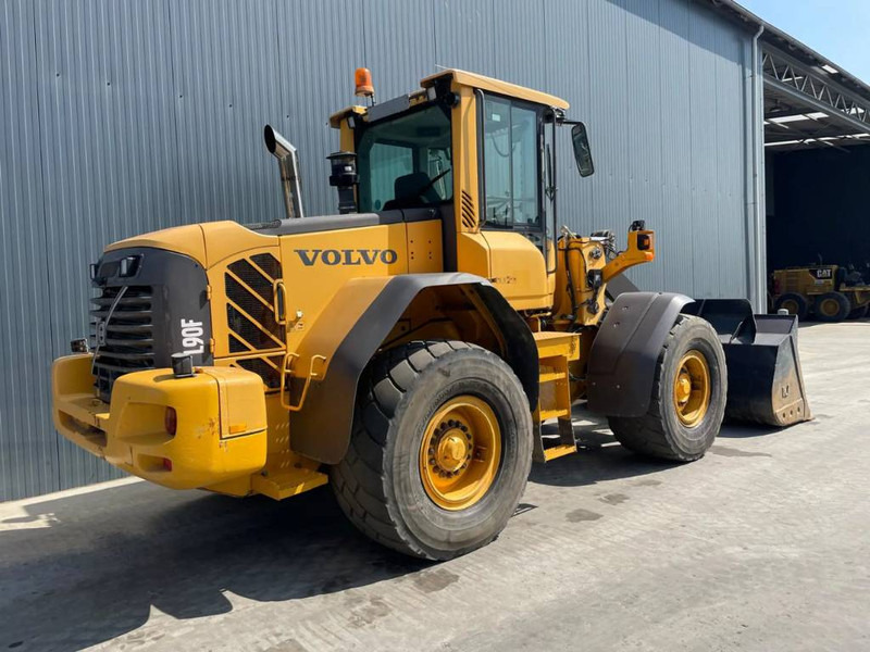 Volvo L90F - 3rd valve - Tekerlekli yükleyici: fotoğraf 4 Volvo L90F - 3rd valve - Tekerlekli yükleyici: fotoğraf 4