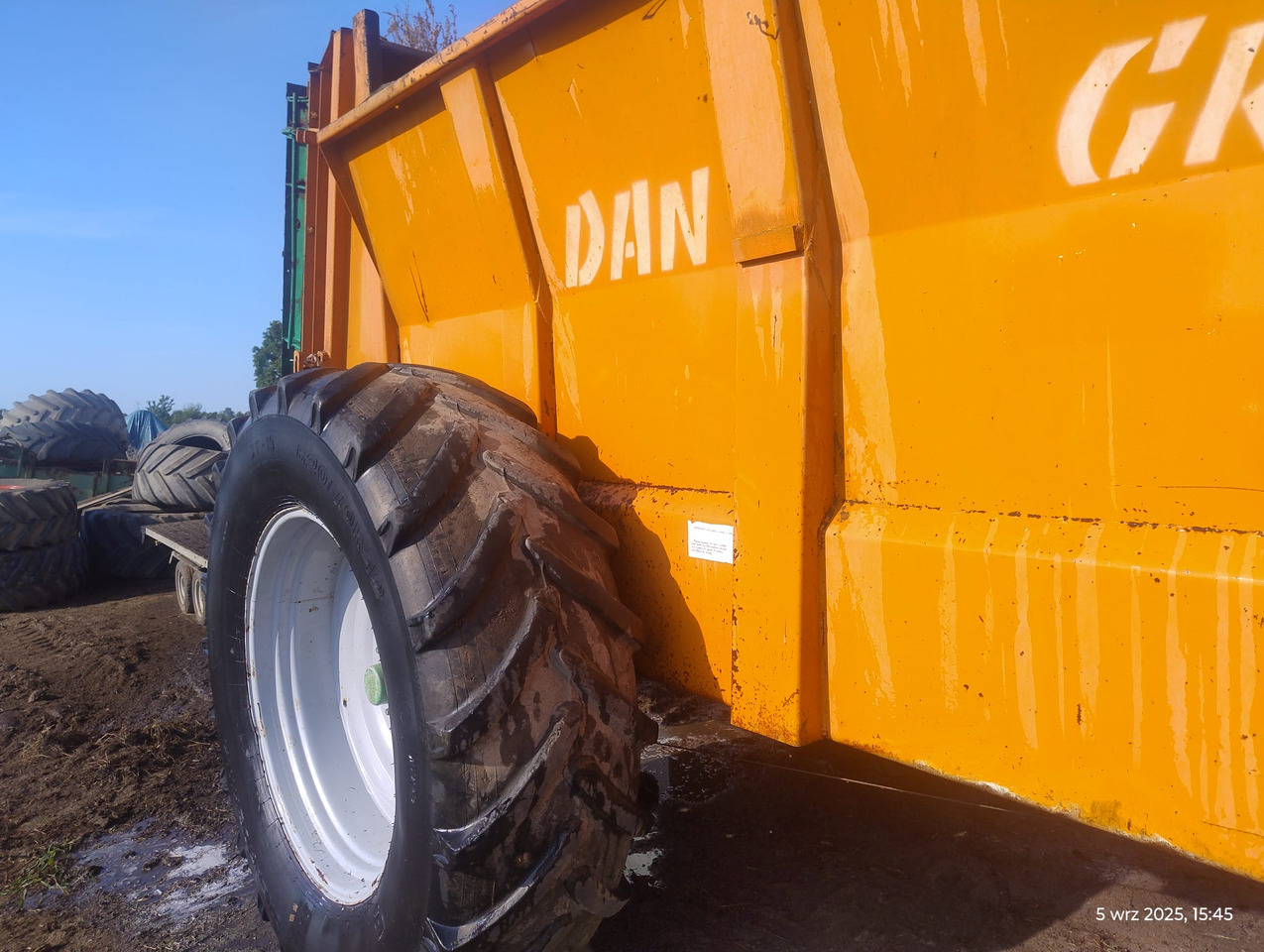 DANGREVILLE 14 - Gübresi serpme makinesi: fotoğraf 3 DANGREVILLE 14 - Gübresi serpme makinesi: fotoğraf 3