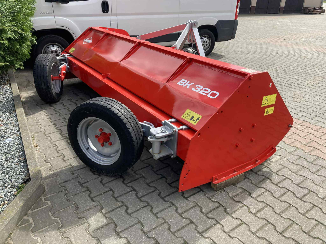 KUHN BK320 - Çayır biçme makinesi: fotoğraf 2 KUHN BK320 - Çayır biçme makinesi: fotoğraf 2