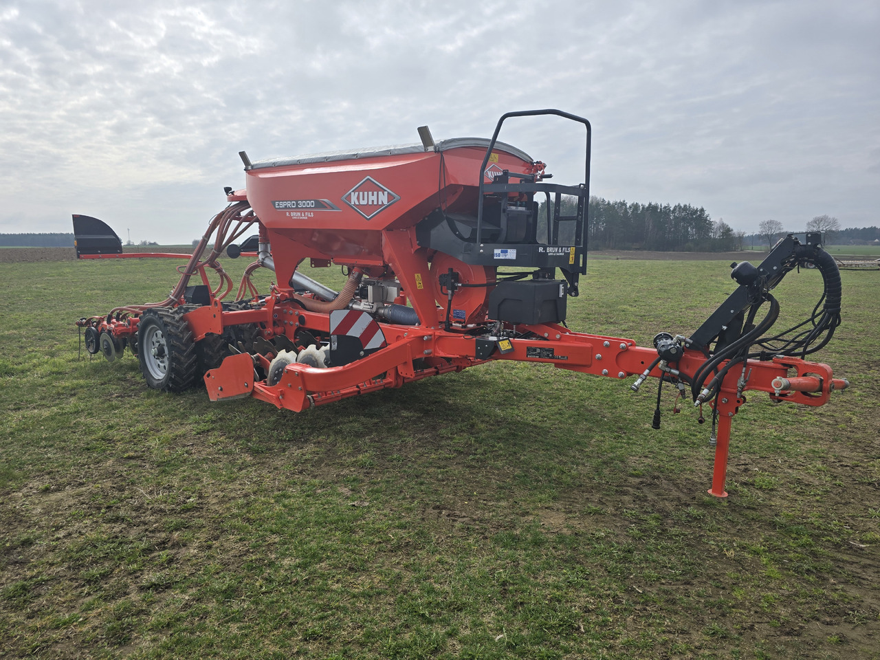 KUHN ESPRO 3000 VFB - Kombine ekim makinesi: fotoğraf 2 KUHN ESPRO 3000 VFB - Kombine ekim makinesi: fotoğraf 2