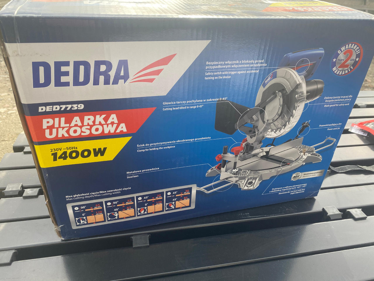 Norton, Dedra ukośnica, zestaw kluczy, lampa z czujnikiem, koszulka Polo - Garaj ekipman: fotoğraf 2 Norton, Dedra ukośnica, zestaw kluczy, lampa z czujnikiem, koszulka Polo - Garaj ekipman: fotoğraf 2