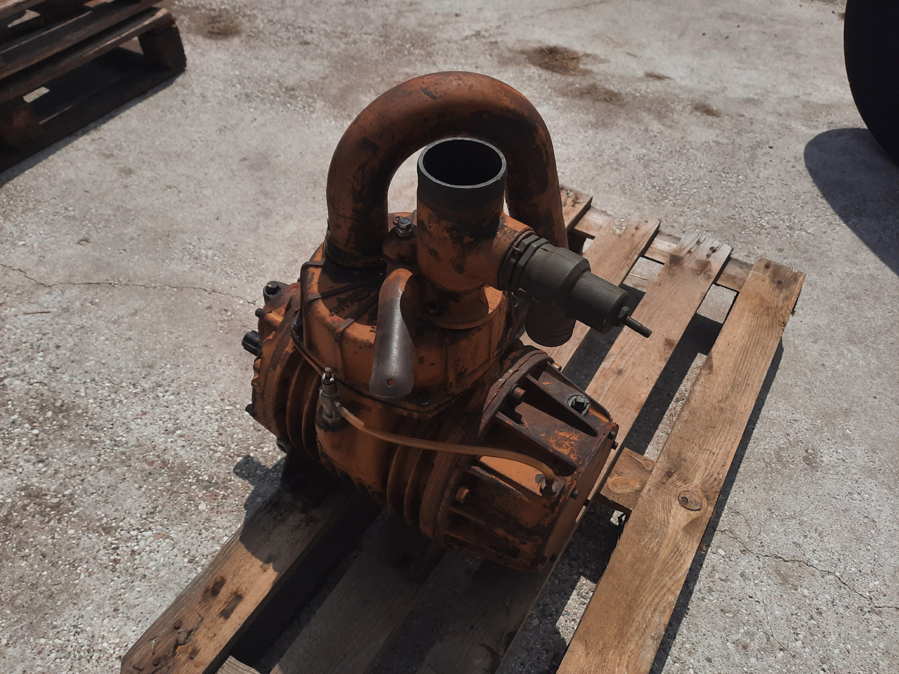 Inna pompa vacum do beczkowozu 4000 / 5000 L - Sıvı gübre tankeri: fotoğraf 5 Inna pompa vacum do beczkowozu 4000 / 5000 L - Sıvı gübre tankeri: fotoğraf 5