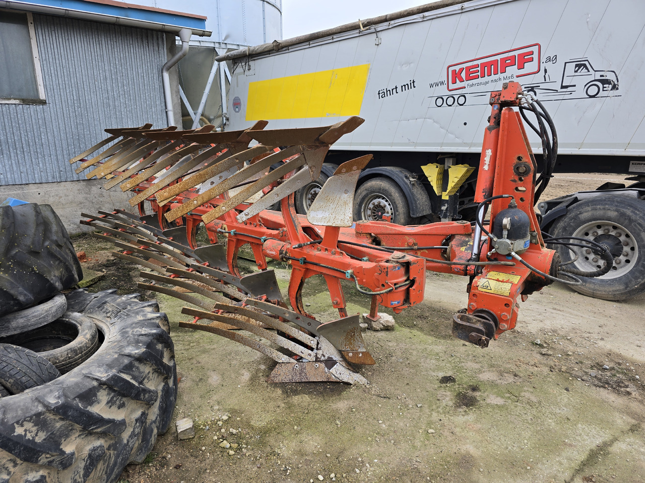 Kuhn VARI-MASTER 120 - Pulluk: fotoğraf 1 Kuhn VARI-MASTER 120 - Pulluk: fotoğraf 1