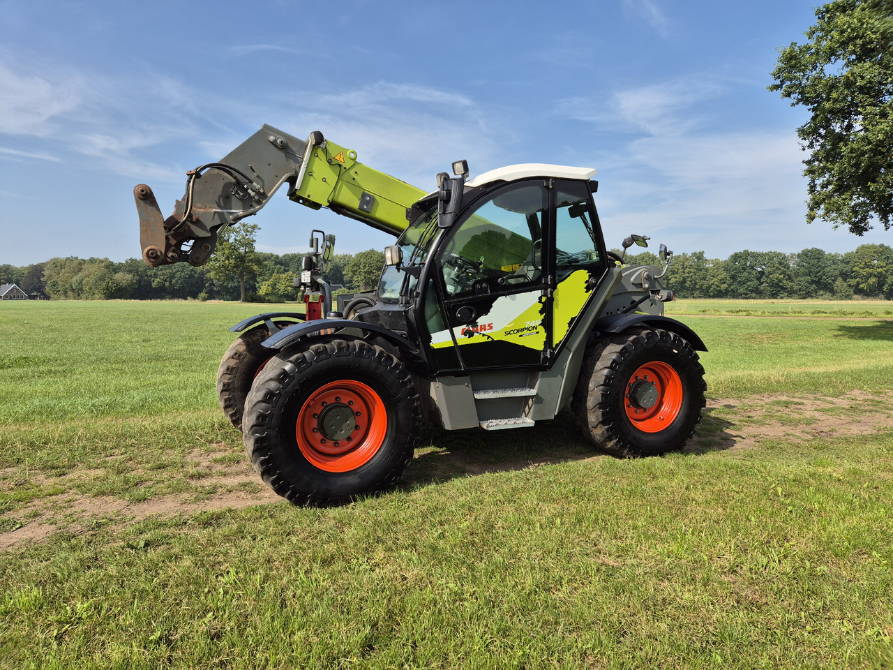 Claas 746 Scorpion - Teleskopik yükleyici: fotoğraf 1 Claas 746 Scorpion - Teleskopik yükleyici: fotoğraf 1