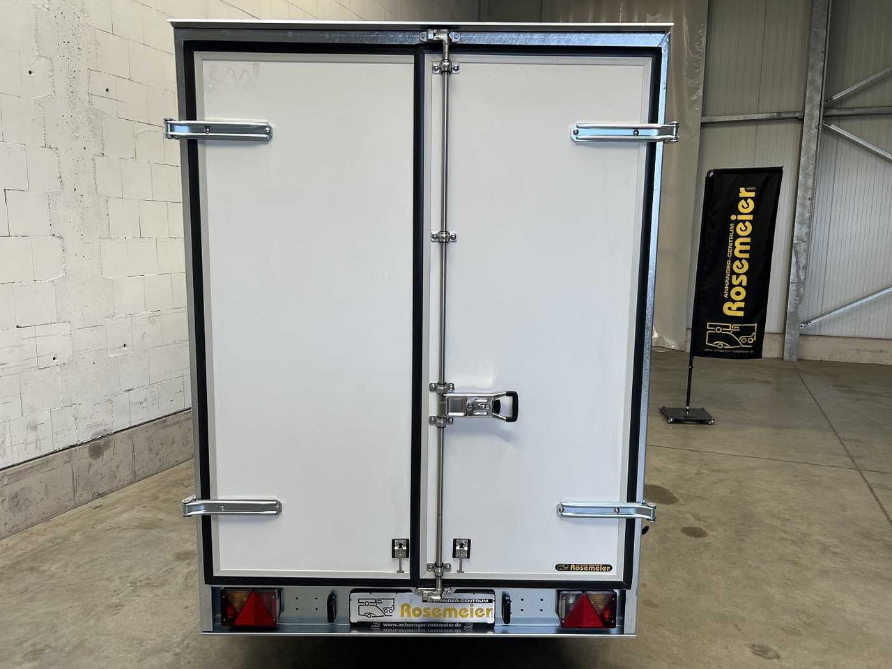 BLYSS F1330HD Seitentür,Fenster Kofferanhänger - Kapalı karoser römork: fotoğraf 3 BLYSS F1330HD Seitentür,Fenster Kofferanhänger - Kapalı karoser römork: fotoğraf 3