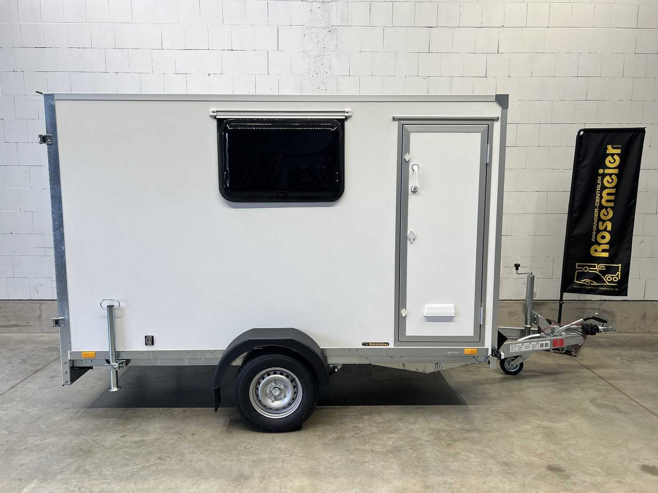 BLYSS F1330HD Seitentür,Fenster Kofferanhänger - Kapalı karoser römork: fotoğraf 2 BLYSS F1330HD Seitentür,Fenster Kofferanhänger - Kapalı karoser römork: fotoğraf 2