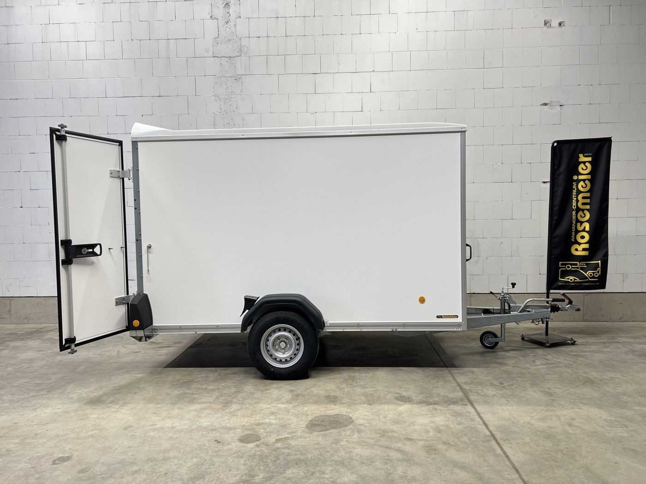 BOECKMANN KT 3015/15 M F Kofferanhänger - Kapalı karoser römork: fotoğraf 1 BOECKMANN KT 3015/15 M F Kofferanhänger - Kapalı karoser römork: fotoğraf 1