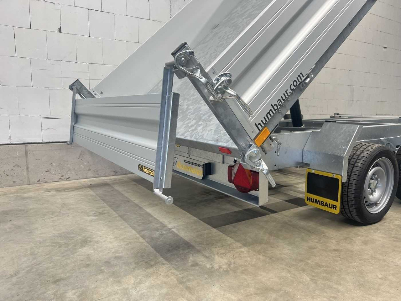 HUMBAUR HTK 3500.31 Dreiseitenkipper - Damperli römork: fotoğraf 4 HUMBAUR HTK 3500.31 Dreiseitenkipper - Damperli römork: fotoğraf 4