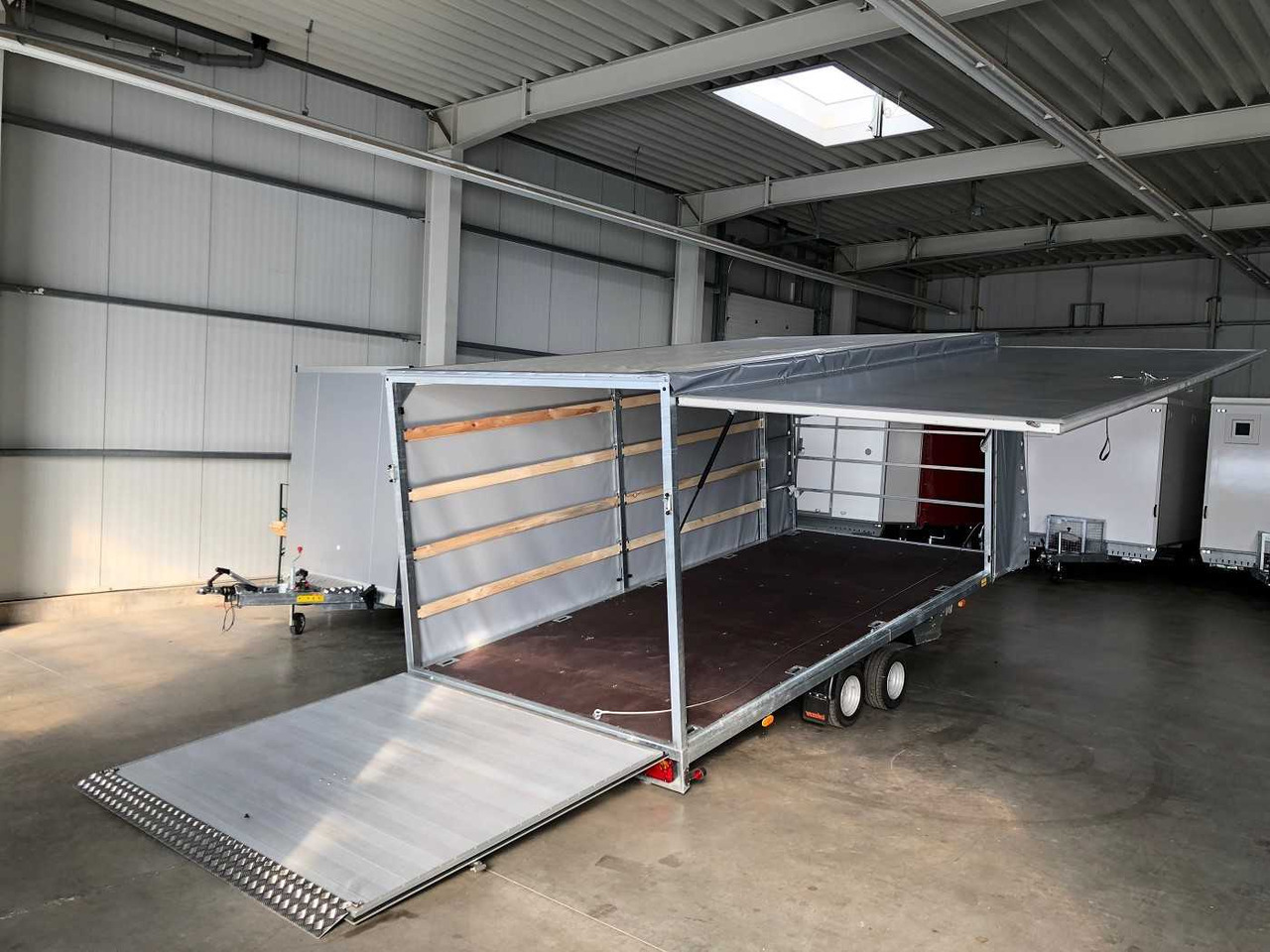 ROSEMEIER VE Jumbo 27.5 Race-Plane Autotransporter geschlosse Autotransporter geschlossen - Araba taşıyıcı römork: fotoğraf 4 ROSEMEIER VE Jumbo 27.5 Race-Plane Autotransporter geschlosse Autotransporter geschlossen - Araba taşıyıcı römork: fotoğraf 4