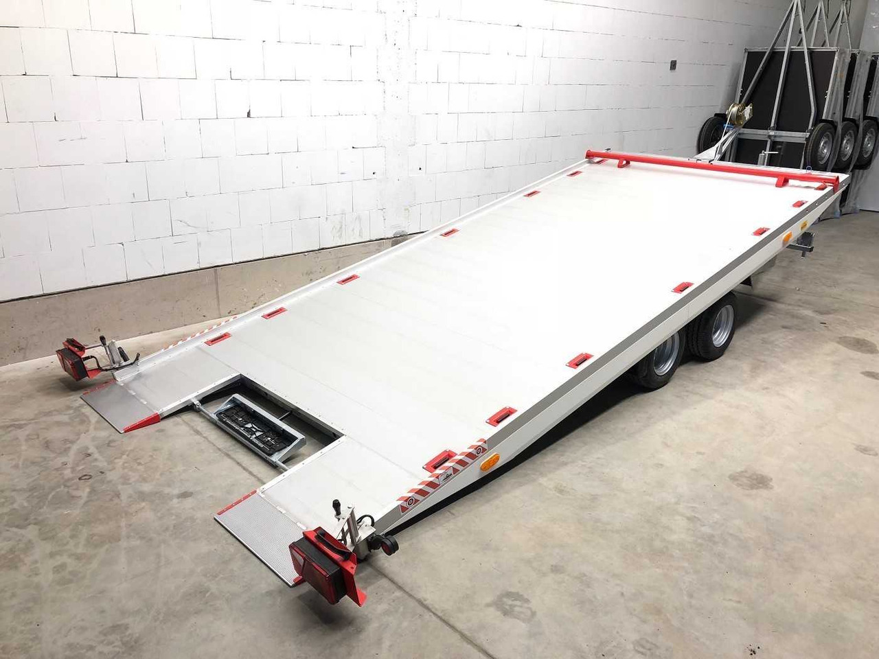 Yeni Araba taşıyıcı römork VEZEKO Imola 27.43 Autotransporter: fotoğraf 1